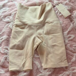 CALIA by Carrie Underwood Cream Bike Shorts